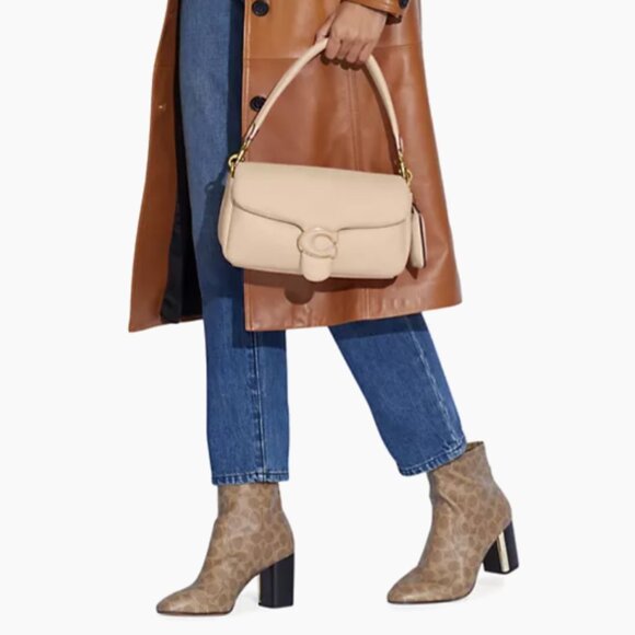 Coach Pillow Tabby 26 Handle Bag with Shoulder Strap, Current Retail $550 - Picture 5 of 9